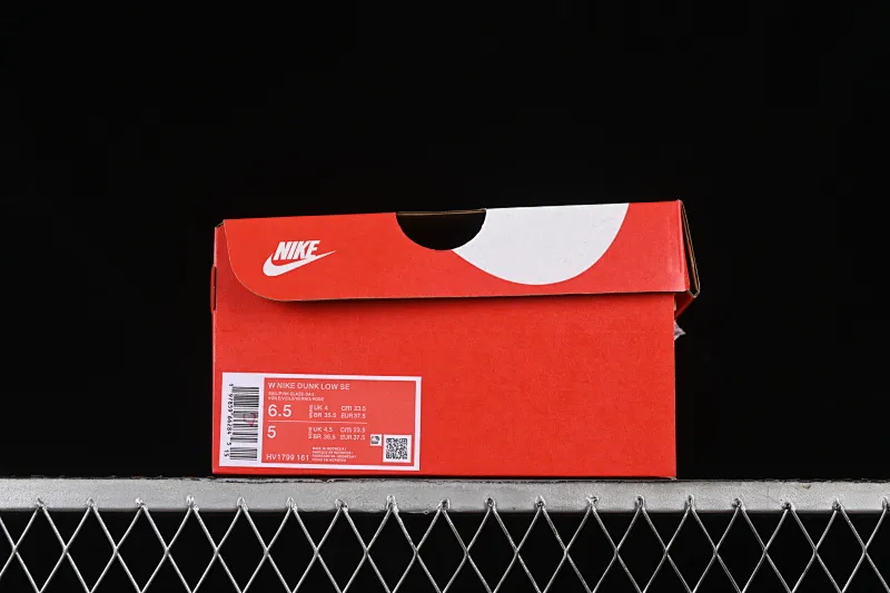 All categories Nk SB Dunk series Nk SB Dunk Low low-top sneakers CS version Nk Dunk Low 85 double hook series SB low-top sports and leisure sneakers HV1799-161